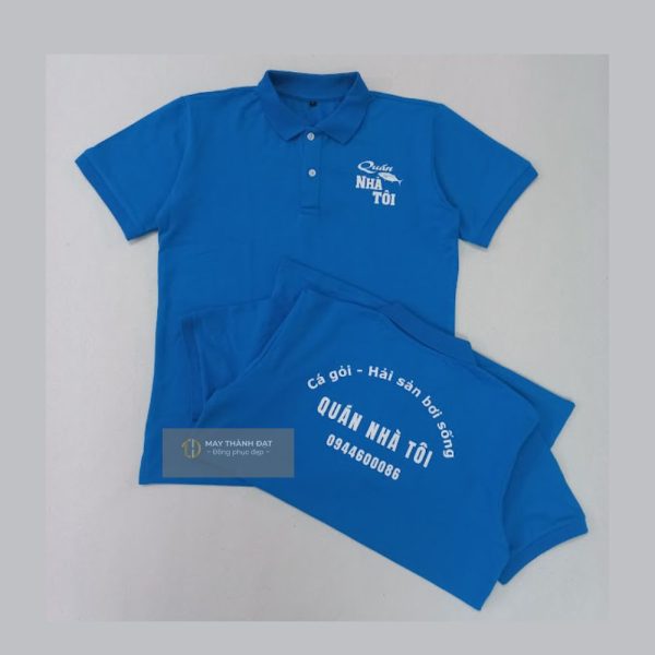 Áo phông polo đồng phục phục vụ nhà hàng màu xanh in logo tại Hà Nội